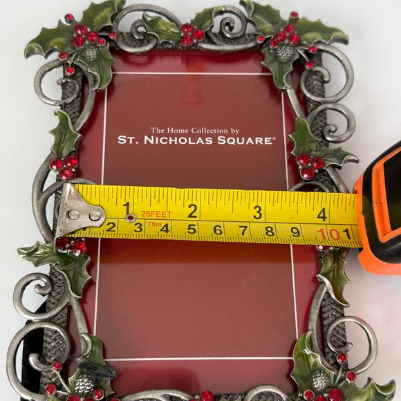 St Nicholas Square Metal Christmas 4x6 Holiday Picture Frame Holly Red Jewels - Picture 8 of 8